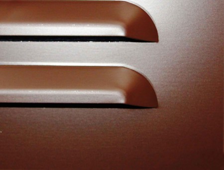 hliníková mřížka ražená hnědá